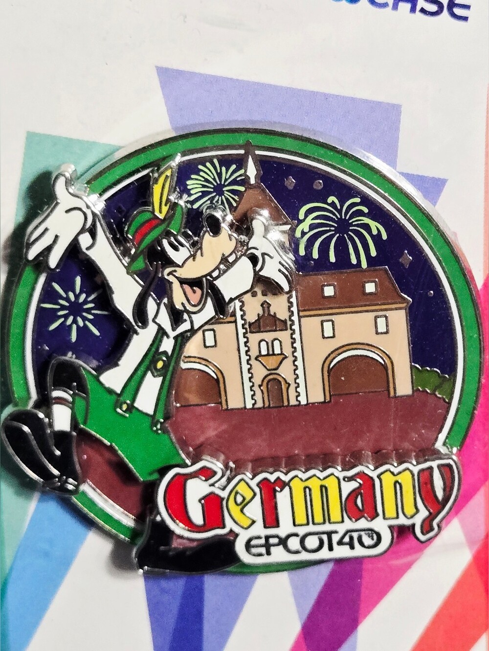 Disney EPCOT 40 Germany Pavilion Goofy Limited Edition Trading Pin New Sealed